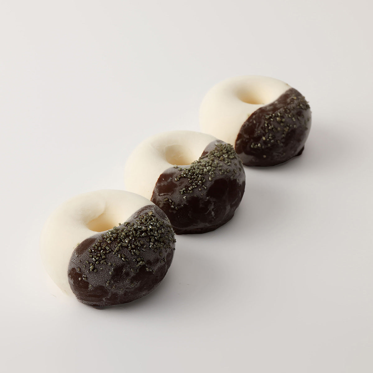 סופגניית וניל נוצצת