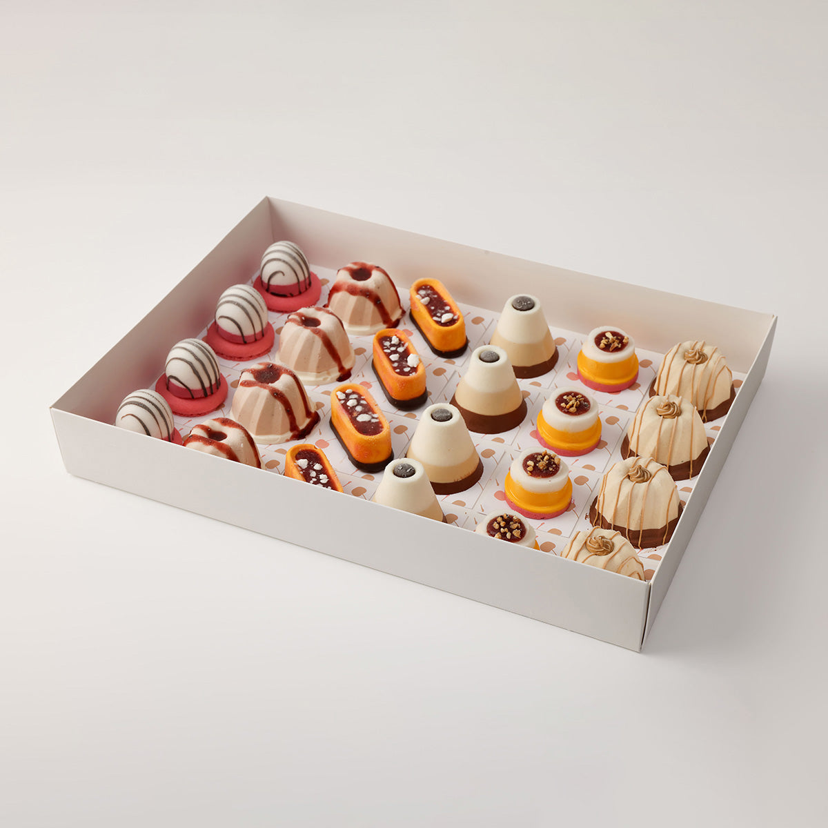 24 Pieces - Family/Gift Box